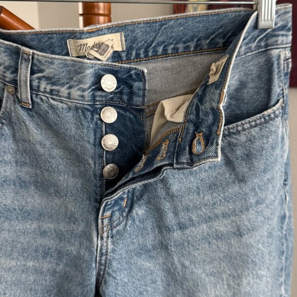 Madewell - Petite Low-Slung Straight Jeans in Olvera Wash - Picture 4 of 14